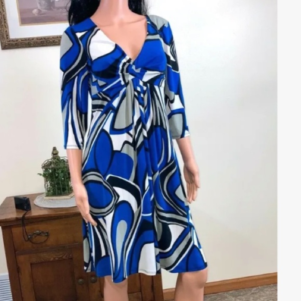 NWT Bisou Bisou patterned dress Womens size 10 surplice vneck